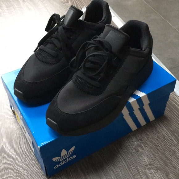 all black tubular